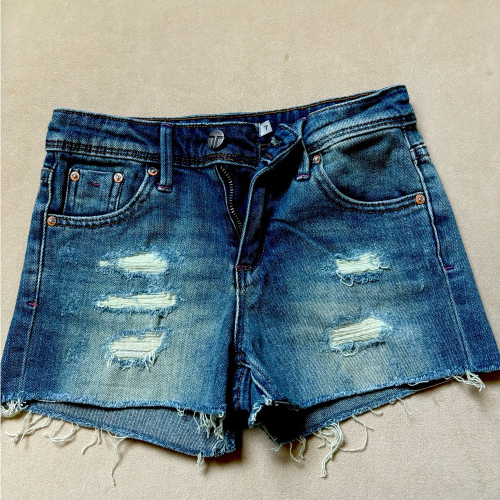 Tractr girls cutoff denim shorts